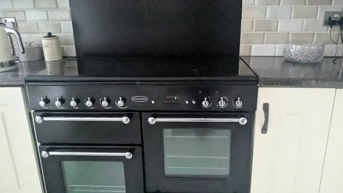 Rangemaster dual fuel cooker - Image 4