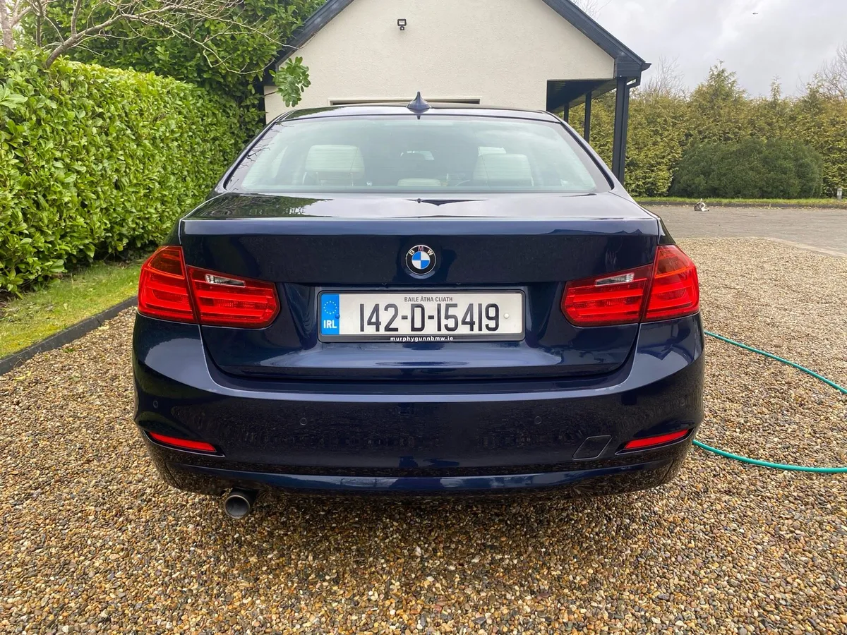 BMW 3-Series 2014 - Image 3