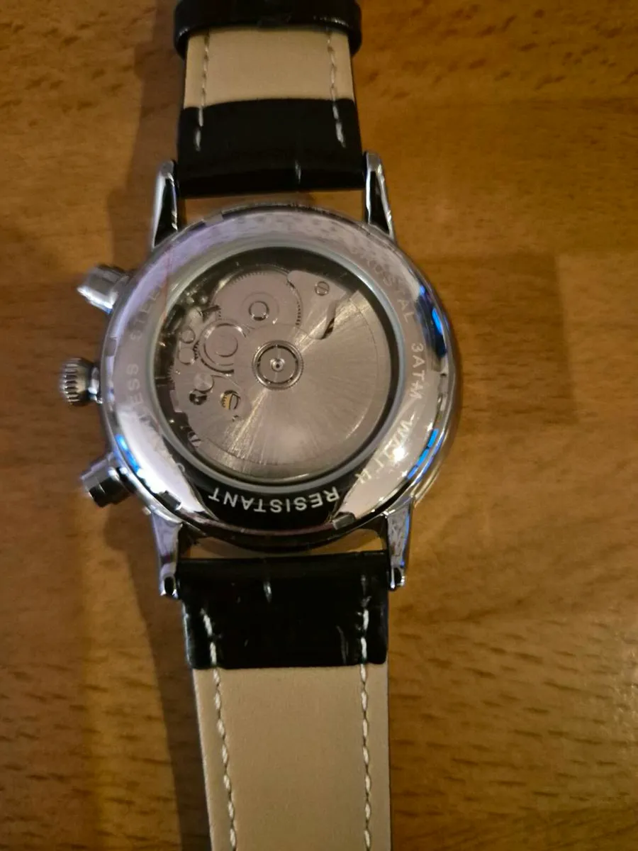 Men's watch - Image 3