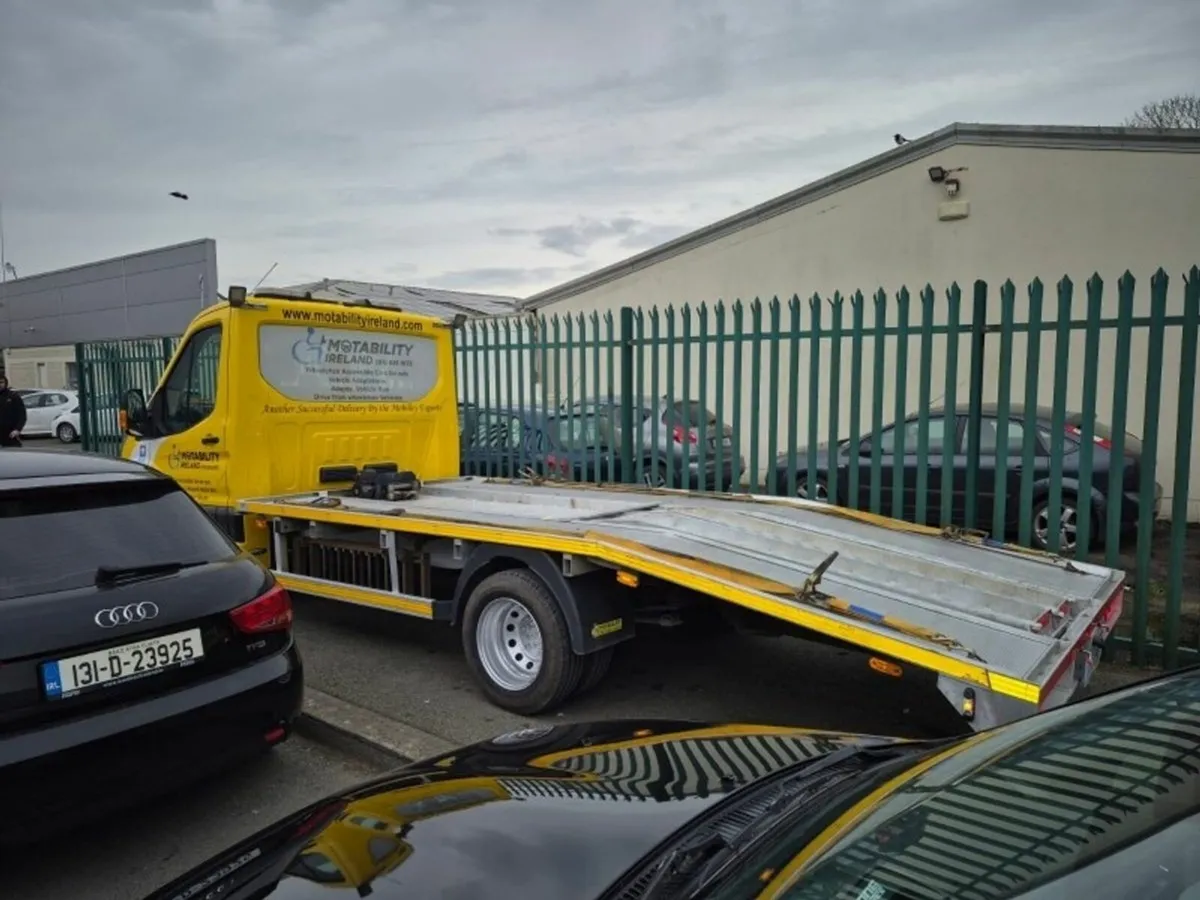 Ford Transit Recovery/Pickup Truck - Image 4