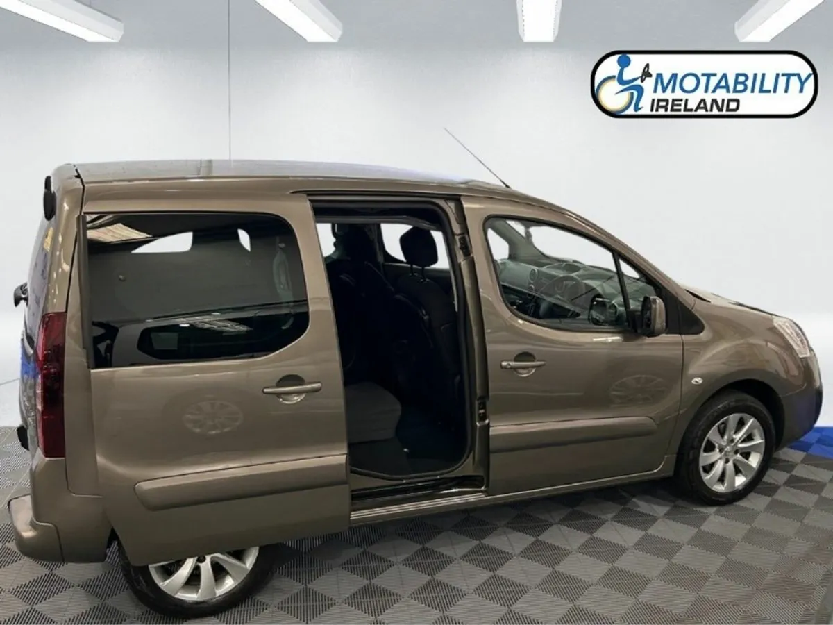 Peugeot Partner Tepee Wheelchair Accessible - Image 4