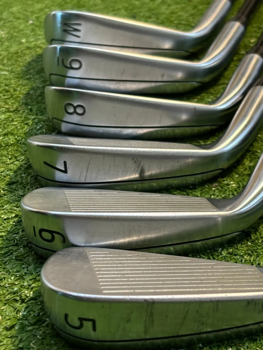 PXG 0311 XP GEN6 Iron Set (5–W) — €500 — RH - Image 1