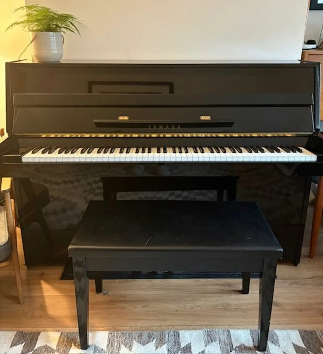 Yamaha C-109 Upright Piano - Image 1