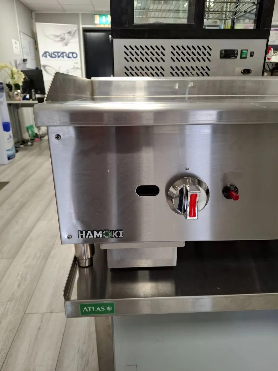 900mm Griddle with Chrome Plate Nat/LPG Gas - Image 3