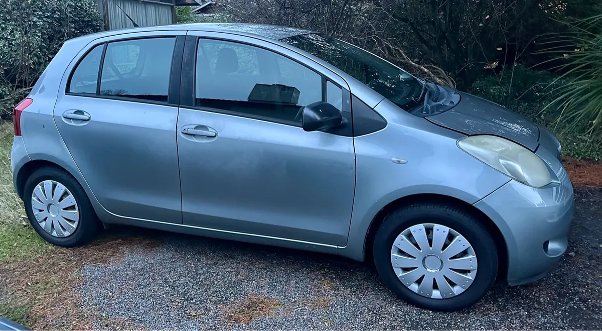 ✅Toyota Yaris 1.3 | €2,950✅ - Image 2