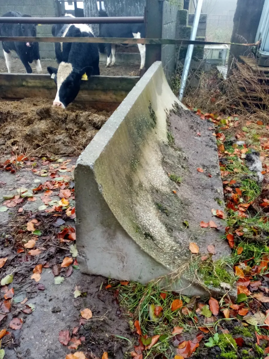 Feed barriers - Image 2