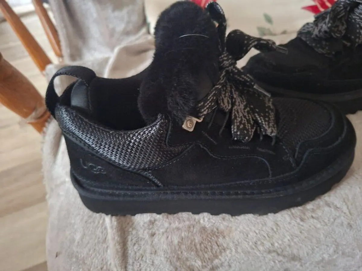 ugg black lowmel - Image 4