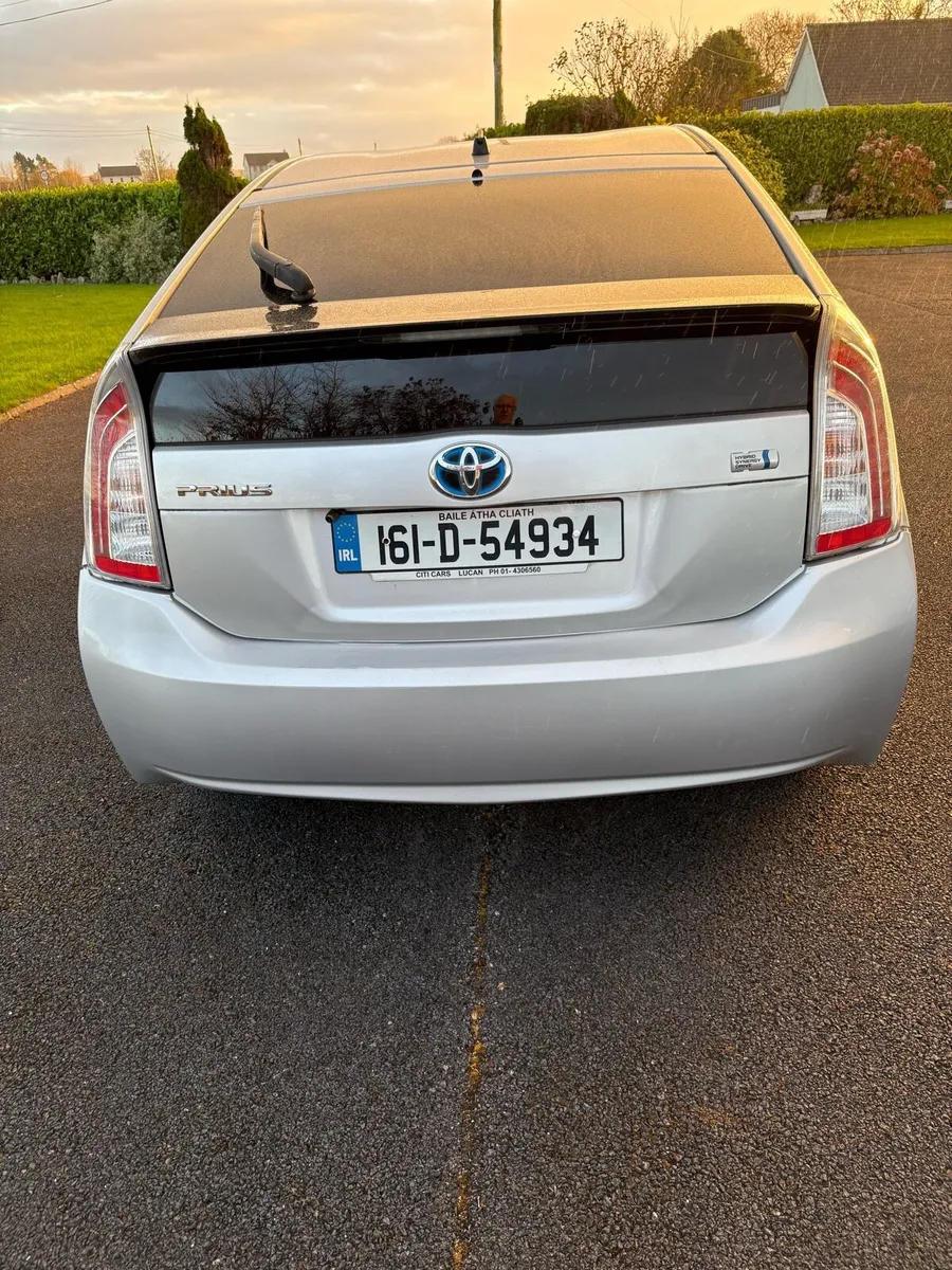Toyota Prius 161 - Image 2