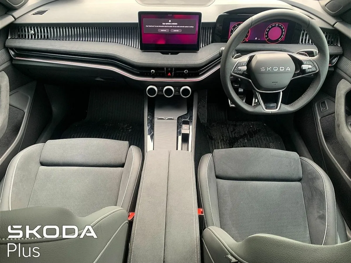 Skoda Superb Sportline 2.0 TDI 150HP DSG - Image 2