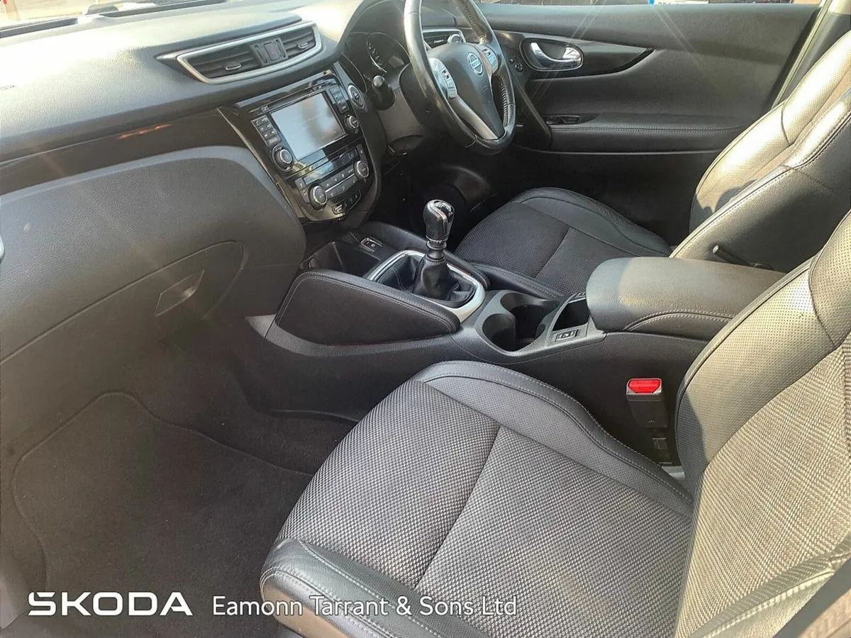 Nissan Qashqai 1.5 DSL SVE - Image 4