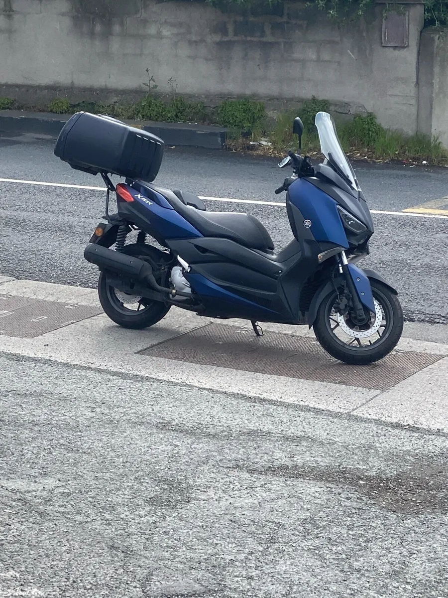 Yamaha Xmax 125cc - Image 1
