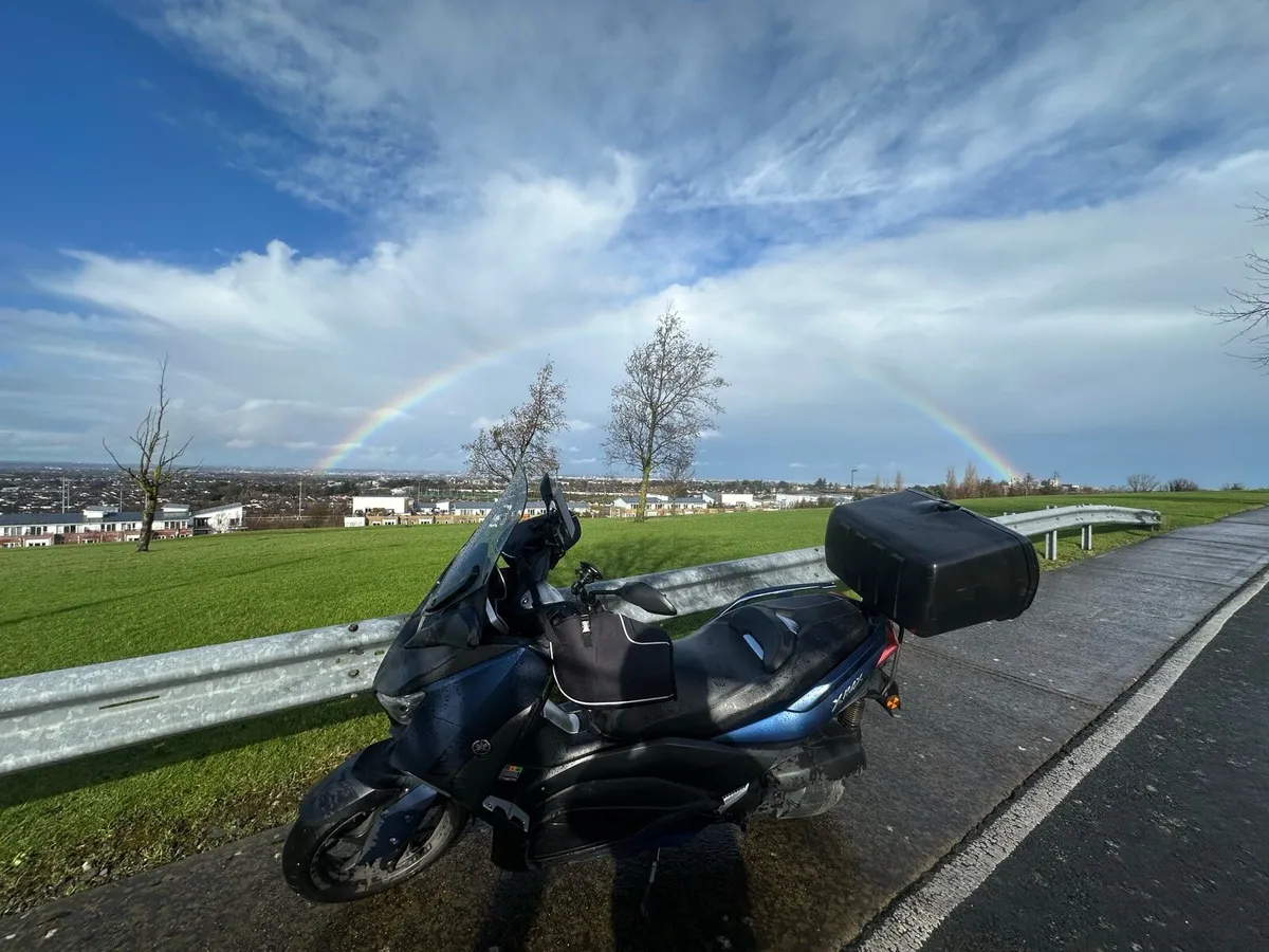 Yamaha Xmax 125cc - Image 3