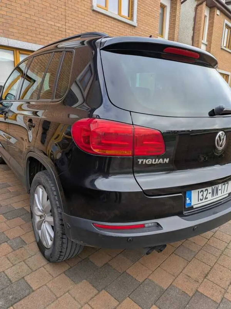2013 Volkswagen Tiguan - Image 3