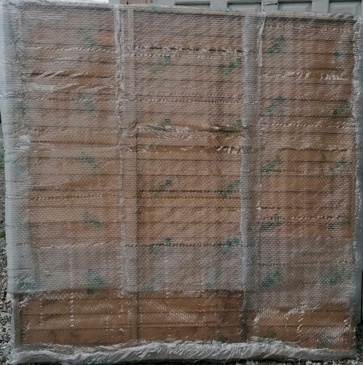 2 Wooden Garden Fences - Image 2