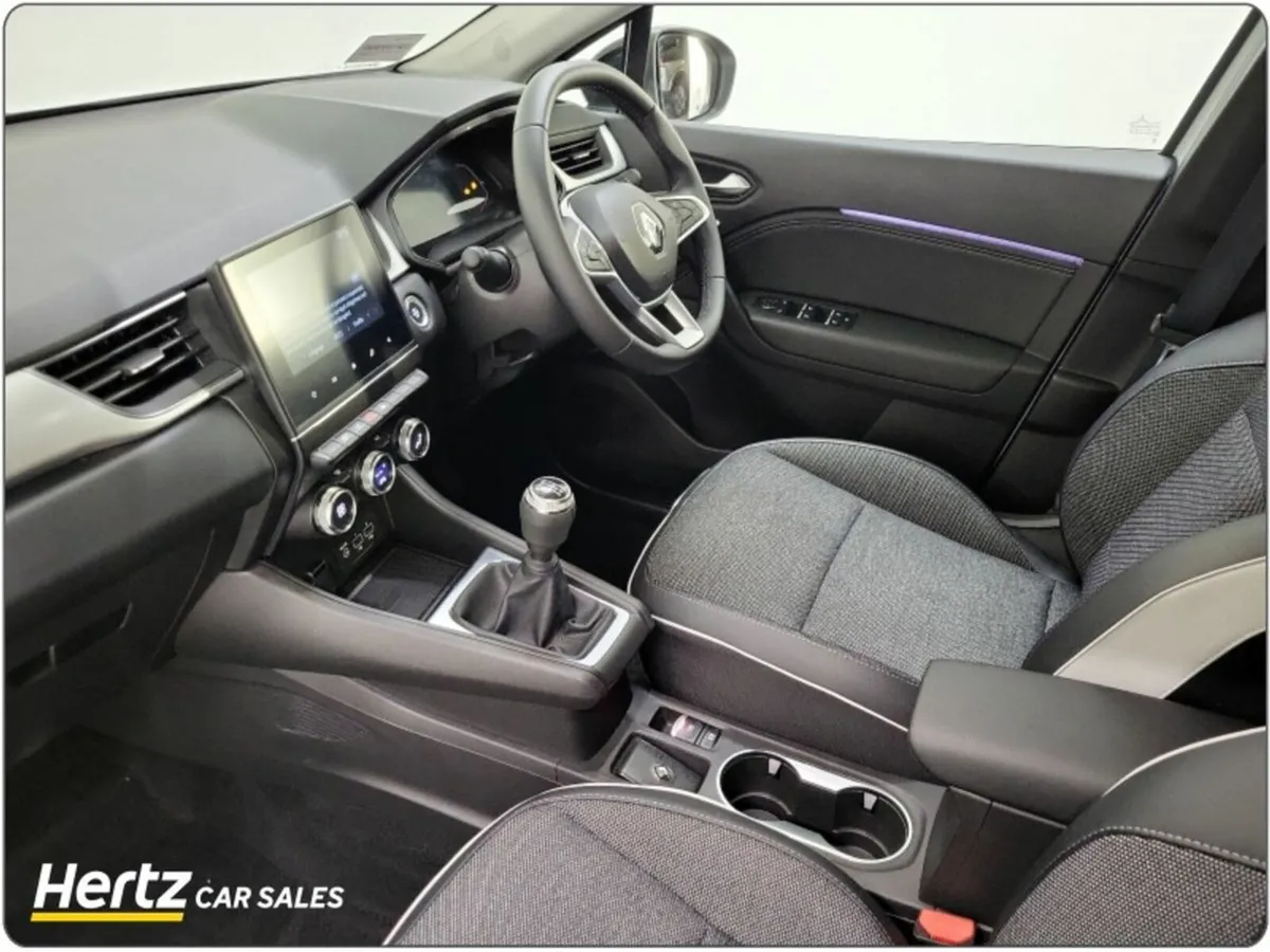 Renault Captur TECHNO 1.0 Petrol Manual - Image 4