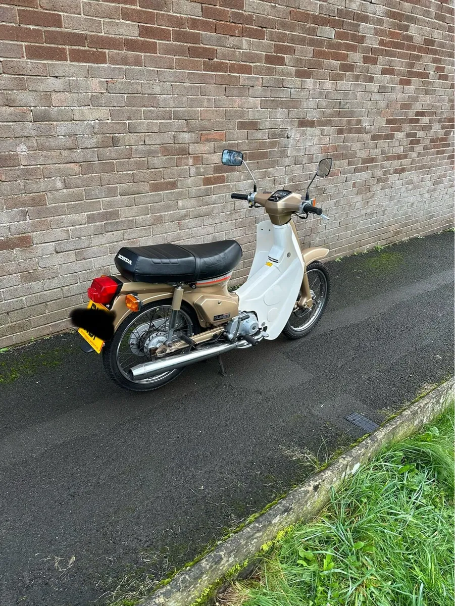 1985 Honda C90 Cub (Bronze) - Image 3