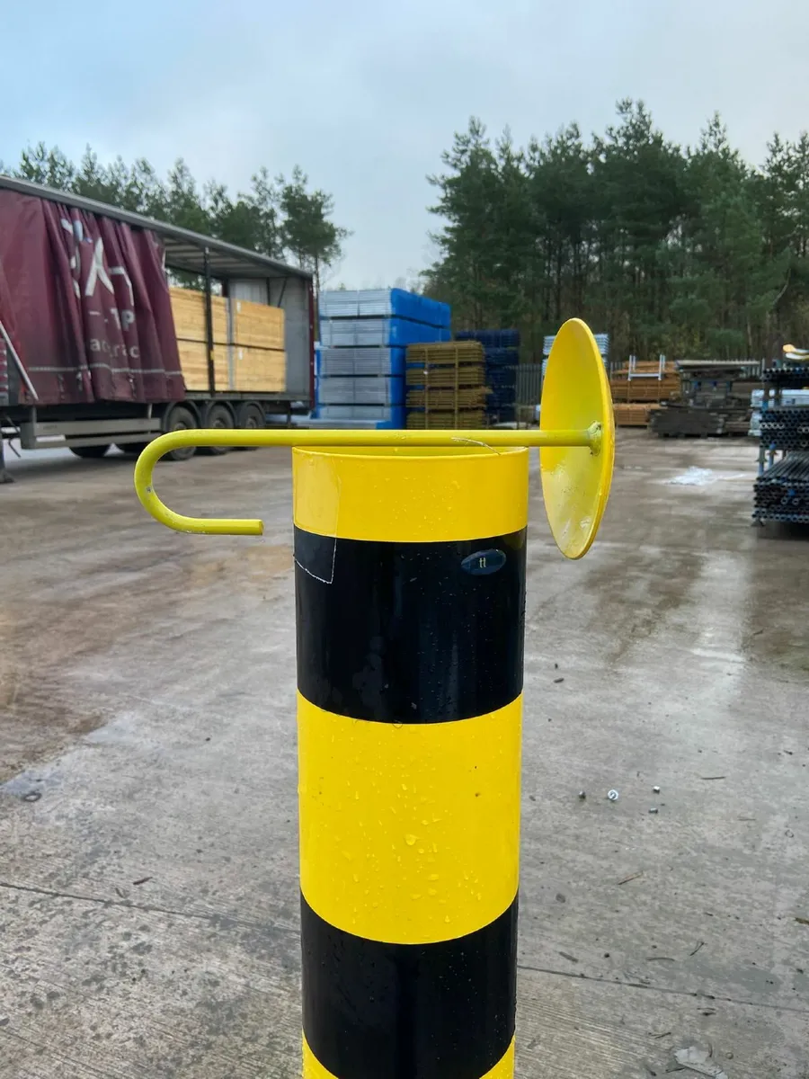 BOLLARDS x 1500mm high - Image 3
