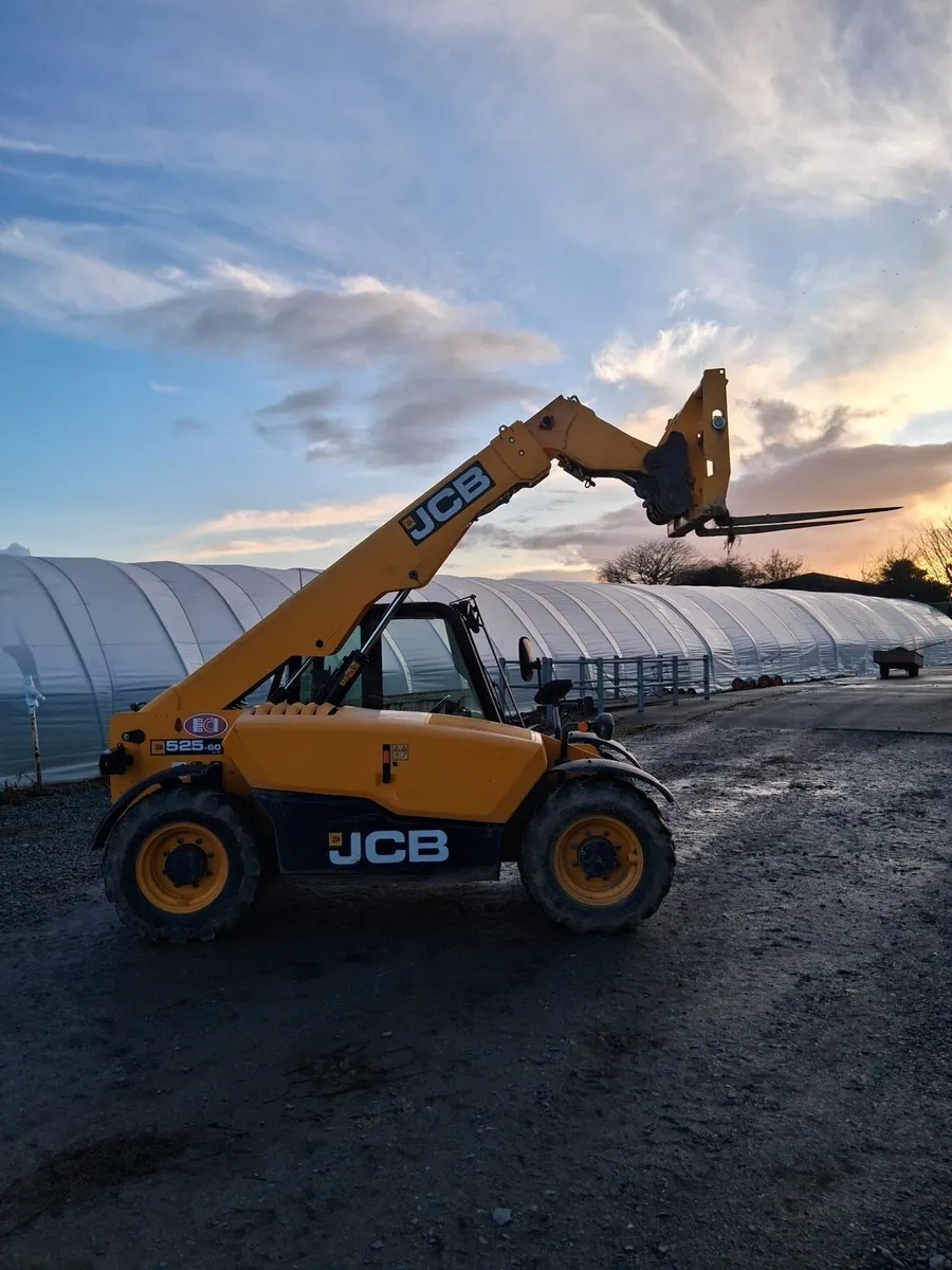 JCB 525-60 telehandler - Image 4
