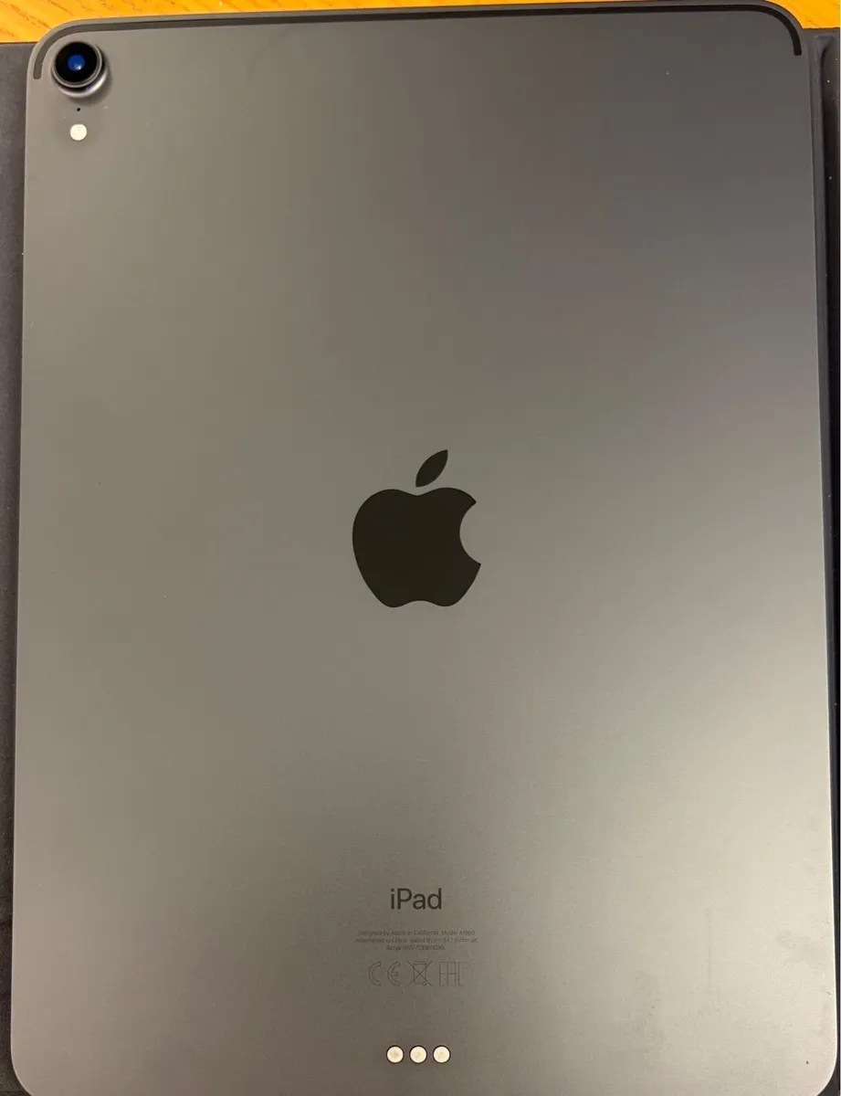 iPad Pro 11inch 256gb 2019 - Image 2