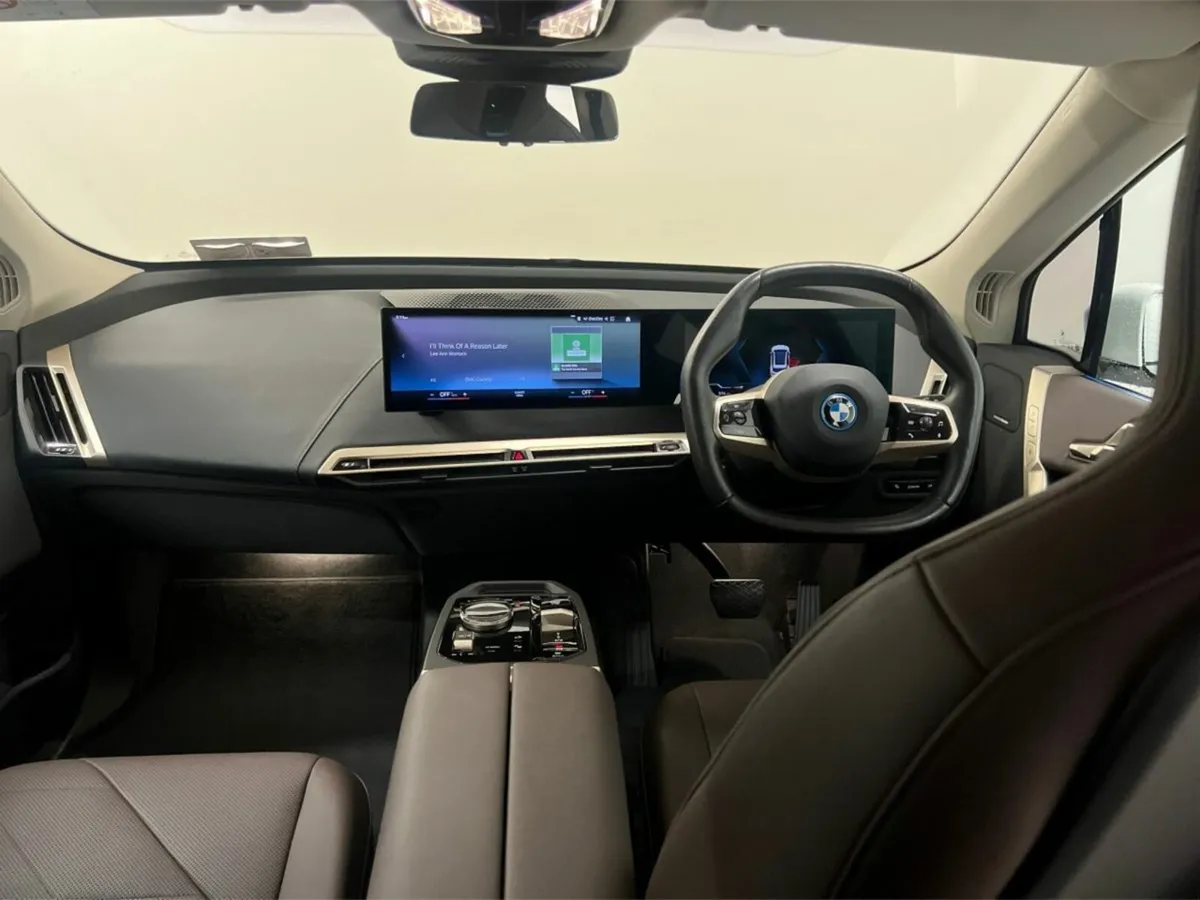 BMW iX xDrive40 Sport 5DR - Image 4