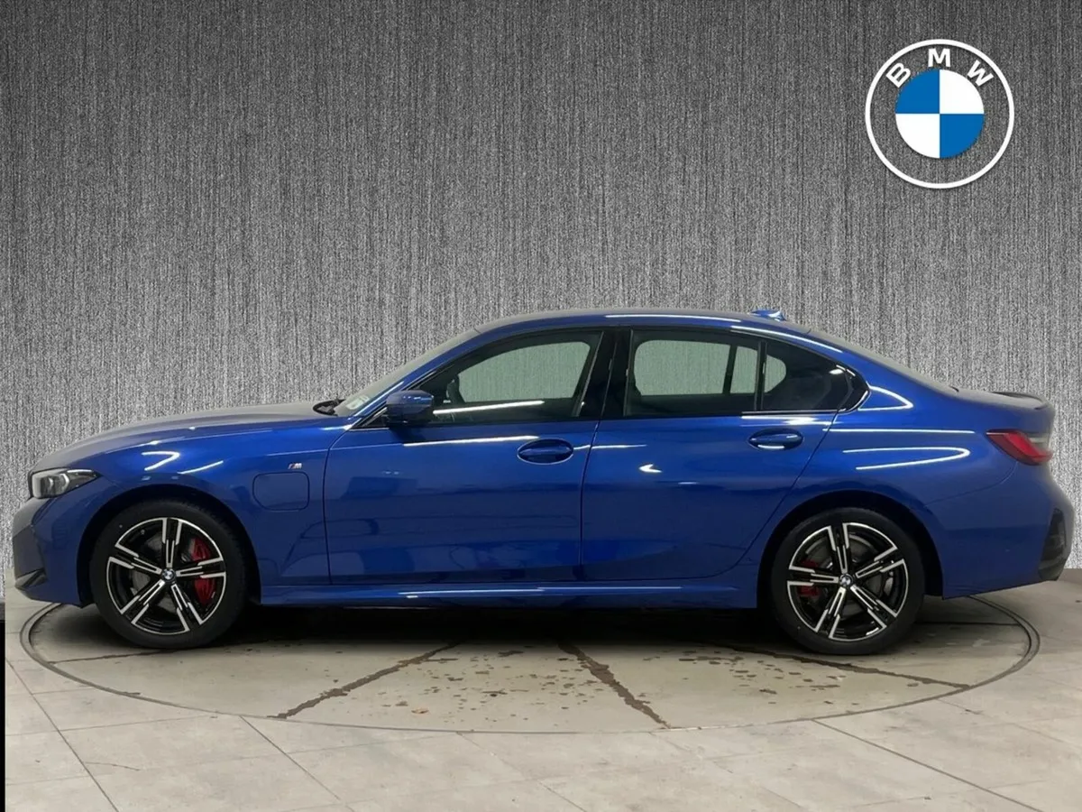 BMW 3-Series 330e M Sport LCI2 PRO / COMFORT PACK - Image 4