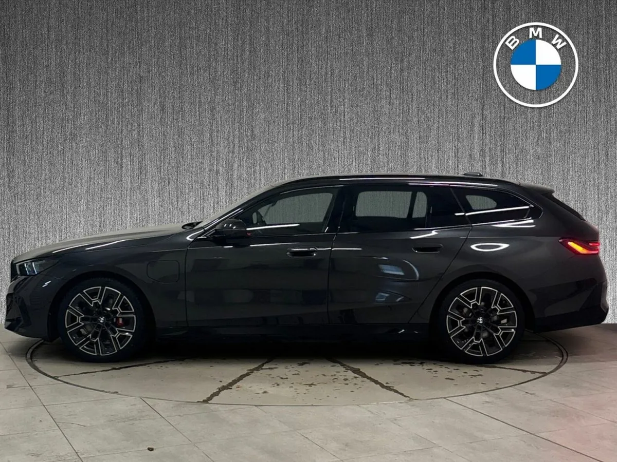 BMW 5-Series 530e M Sport Pro Touring IMMEDIATE DE - Image 4