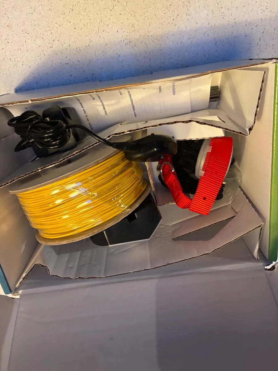 Stay Fence Dog Collar - Image 3