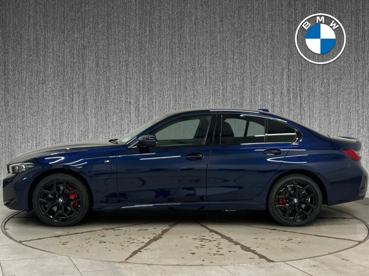 BMW 3-Series 330e PHEV M Sport Saloon IMMEDIATE DE - Image 4