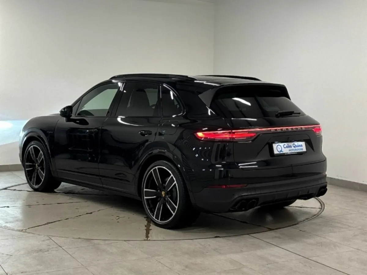 Porsche Cayenne E-HYBRID 3.0 V6 4WD - Image 2