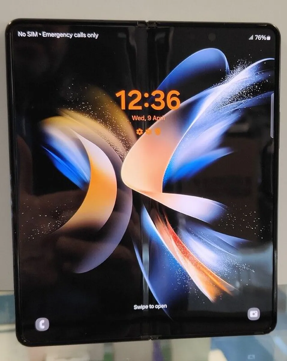 Samsung Z Fold4 256GB/ 12GB RAM Z Fold 4 Dual Sim Unlocked - Image 1