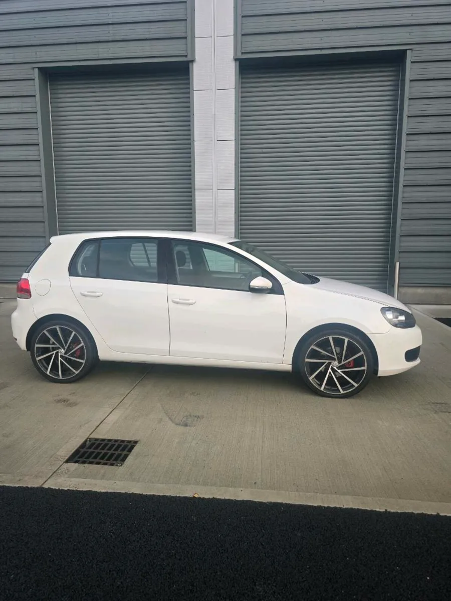 Volkswagen Golf - Image 2
