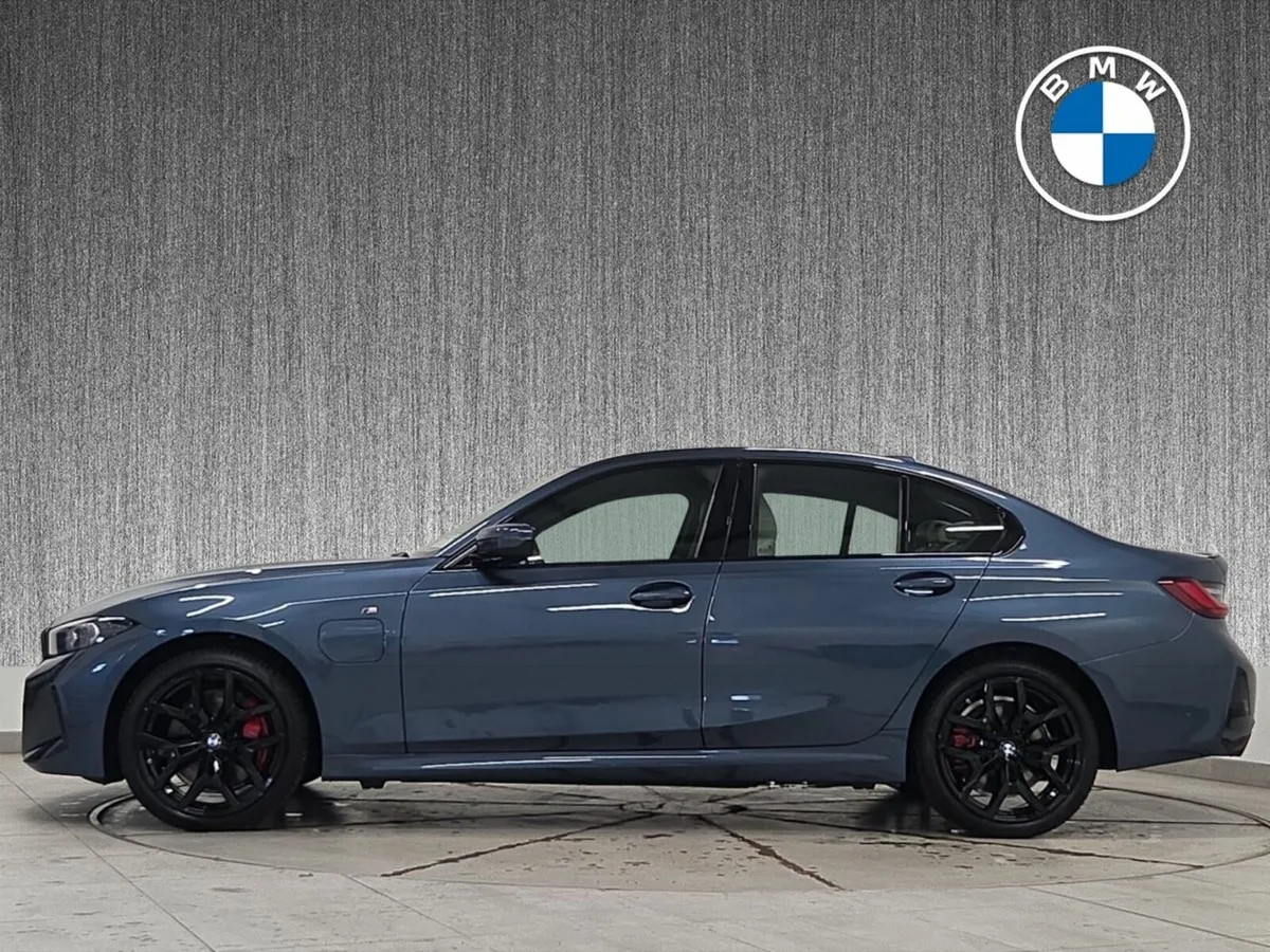 BMW 3-Series 330e M Sport Saloon  IMMEDIATE DELIVE - Image 3