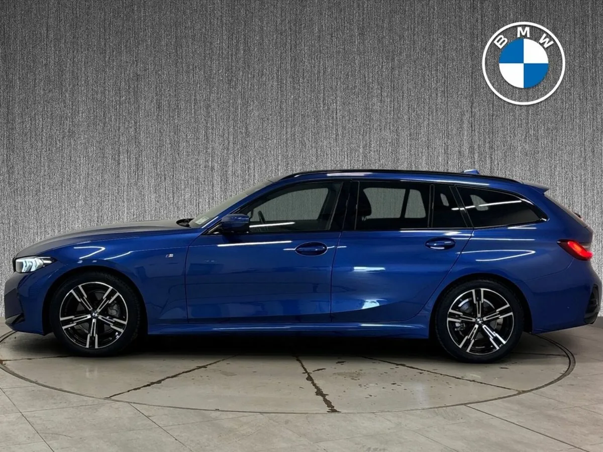 BMW 3-Series 320d M Sport Touring SUNROOF - Image 4