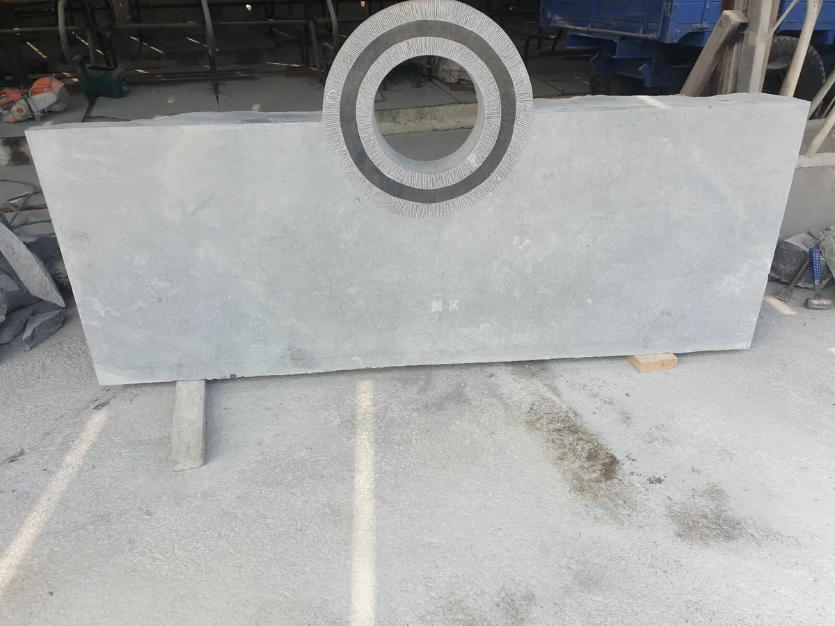 Kilkenny limestone name plate - Image 1