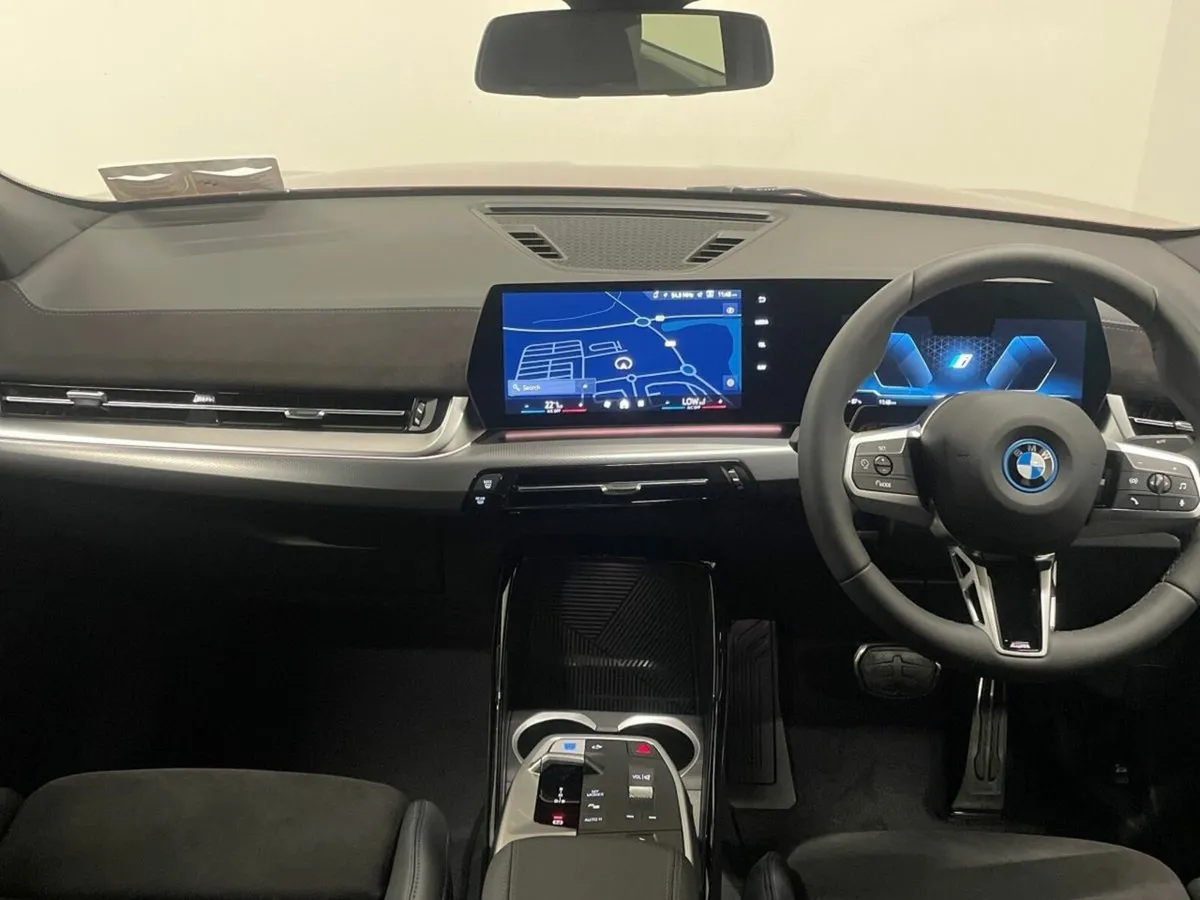 BMW iX2 iX2 eDrive20 M Sport - Image 4