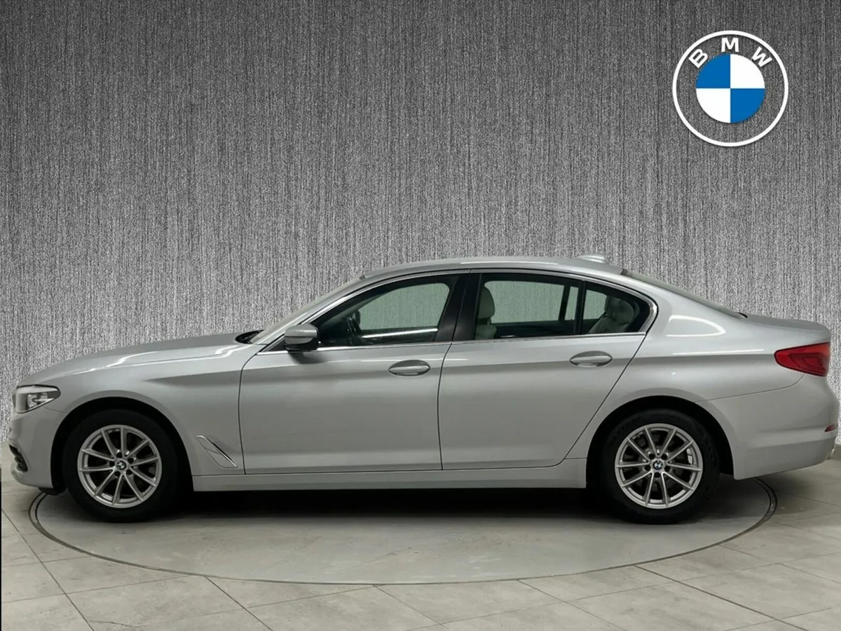BMW 5-Series 520d SE Saloon 4DR AUTO - Image 3
