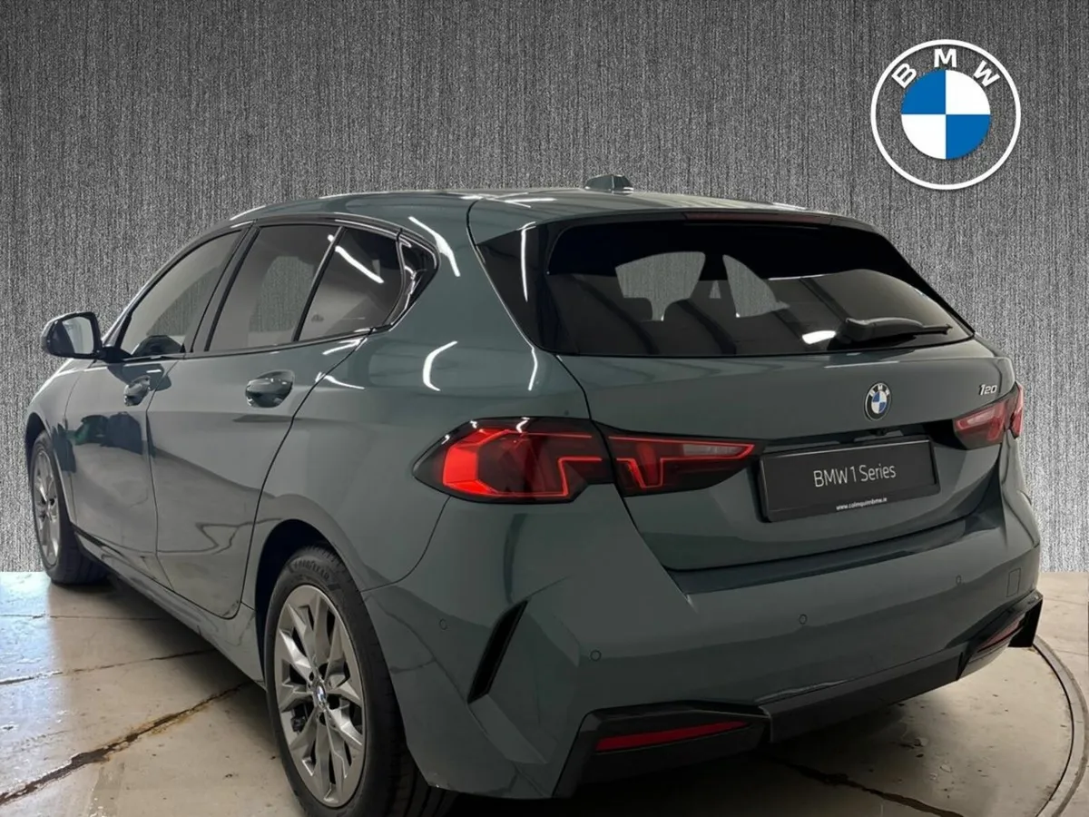 BMW 1-Series 120 Sport AUTO 5DR - Image 2