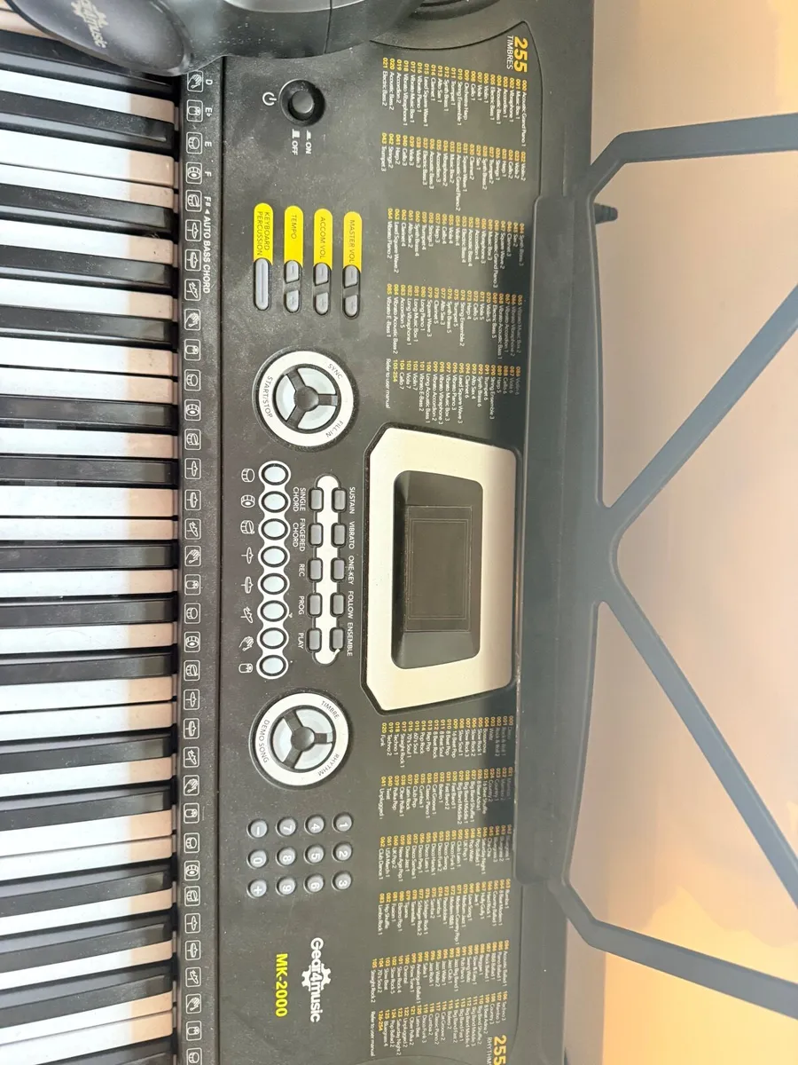 Piano Keyboard - Image 4