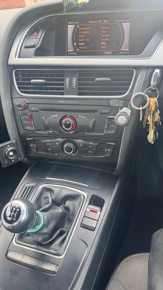 Audi A5 2010 - Image 2