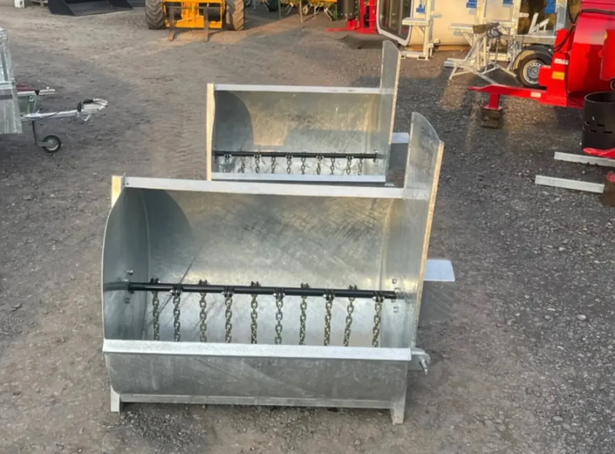 MINI MUCK SPREADER 1.25CU SWEENEY NEW - Image 4