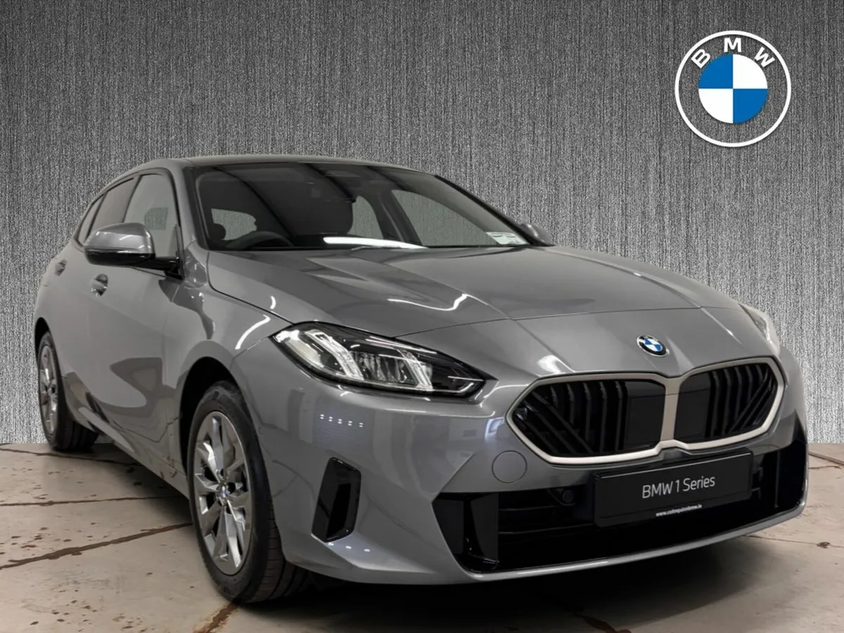 BMW 1-Series 120 Sport AUTO 5DR - Image 1