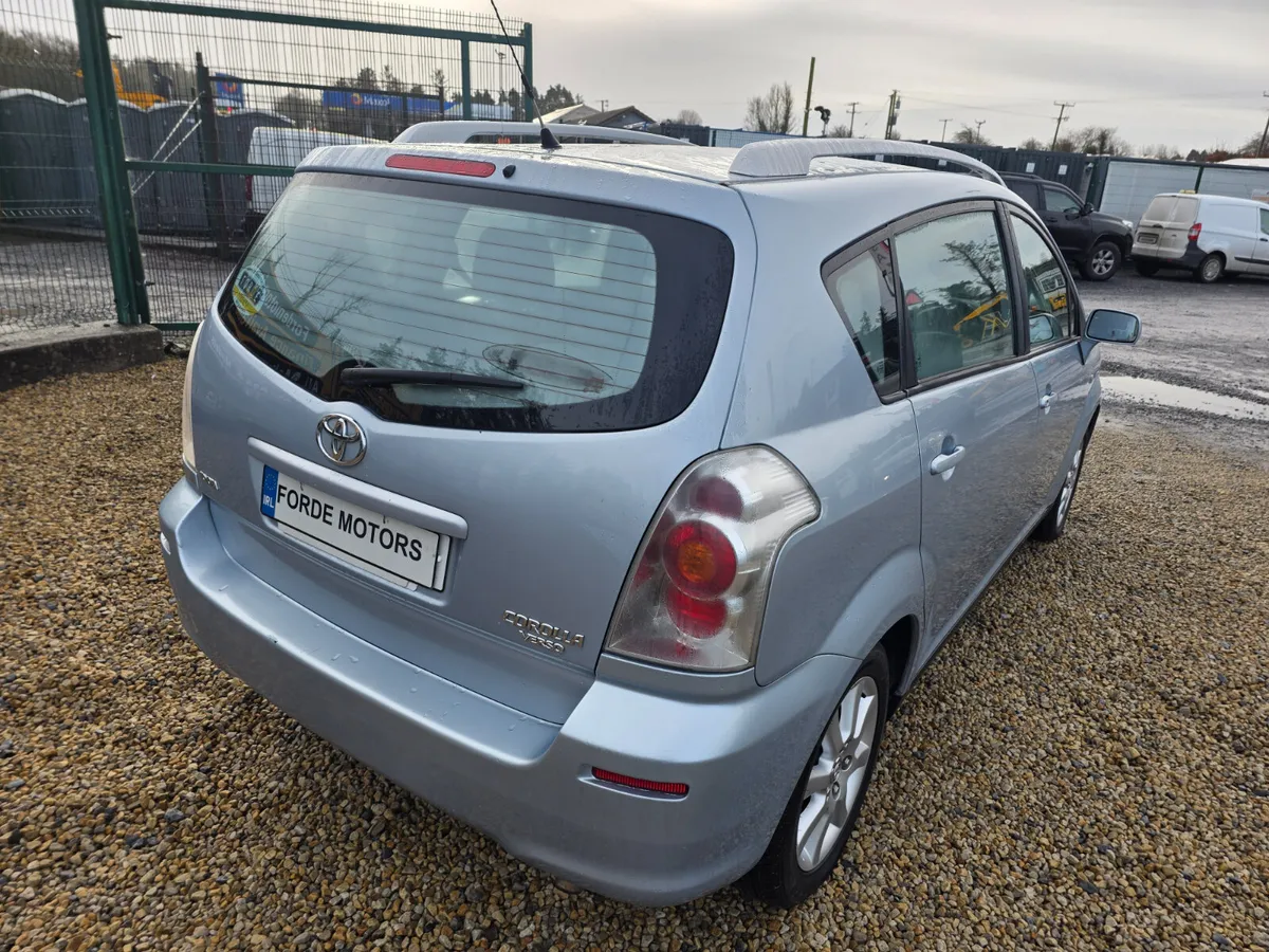 Toyota Corolla  Verso 7 seater 2007 - Image 4