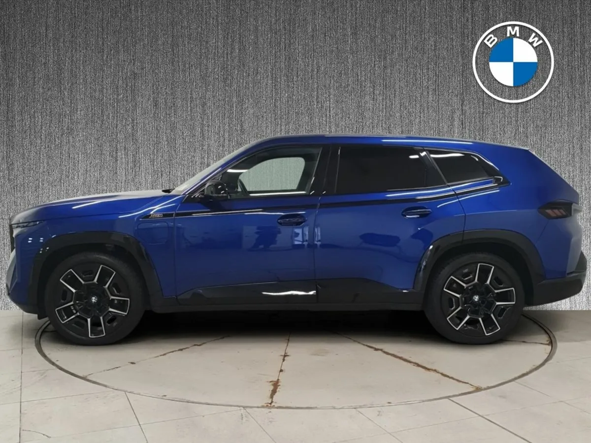 BMW XM M Sport 4.4L - Image 4