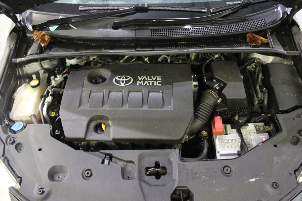 Toyota Avensis 1.6 NG Terra - Image 4