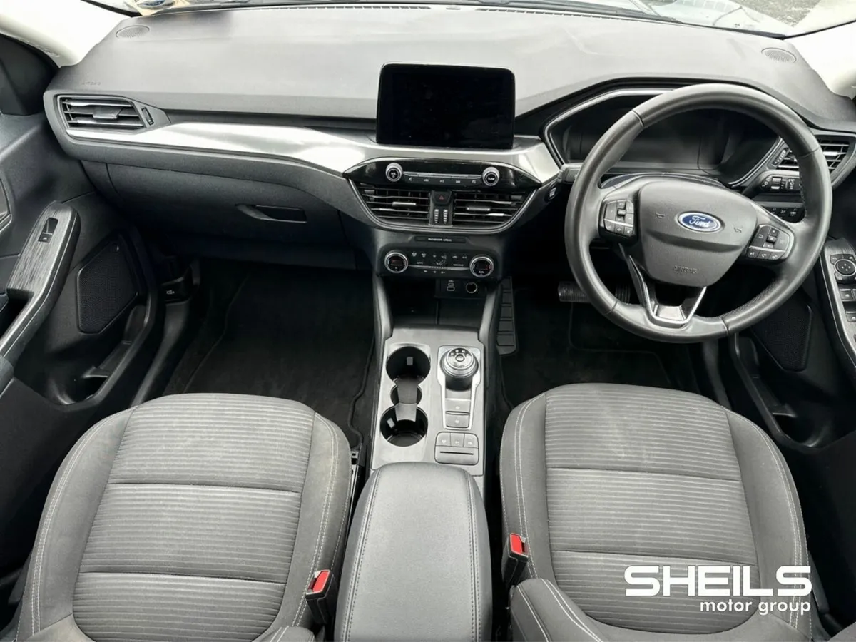 Ford Kuga Automatic 2.5 Petrol Hybrid Titanium - Image 3
