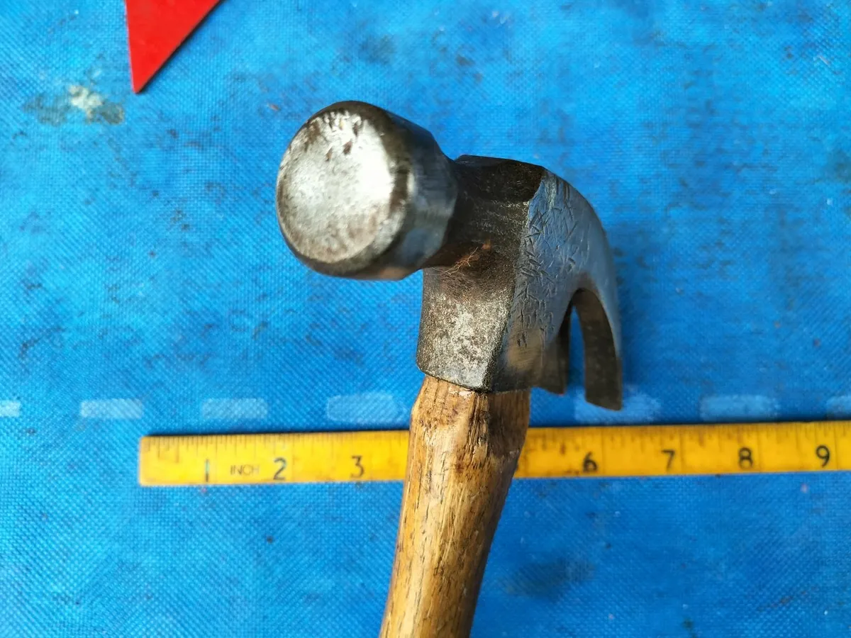 20oz Claw  Hammer - Image 2
