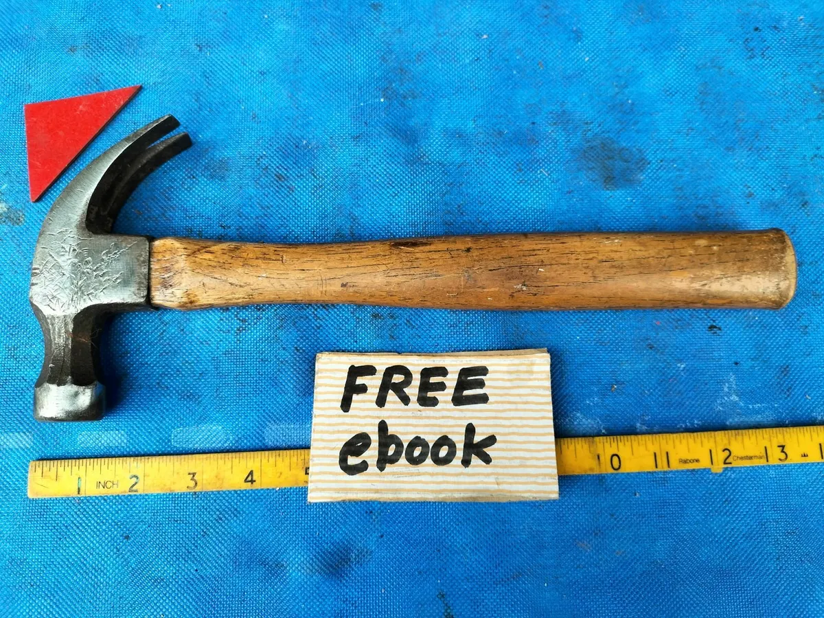 20oz Claw  Hammer - Image 1