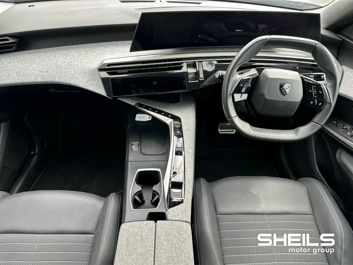 Peugeot 3008 Automatic 1.2 Petrol Hybrid Allure 13 - Image 3
