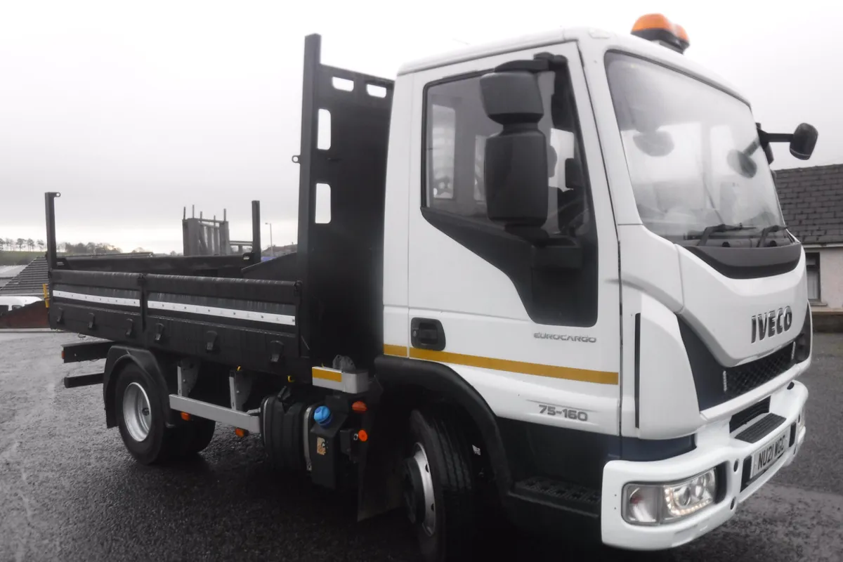 Iveco 75E 16 12ft  D.D.S tipper . 6 speed 2021. - Image 2