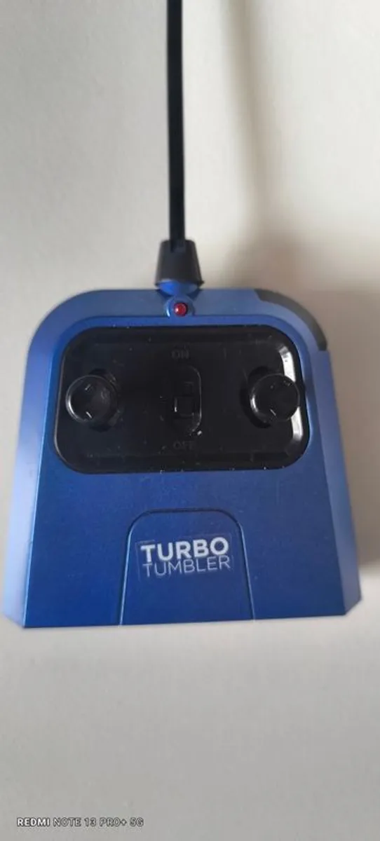 Toy Car + remote - Image 4